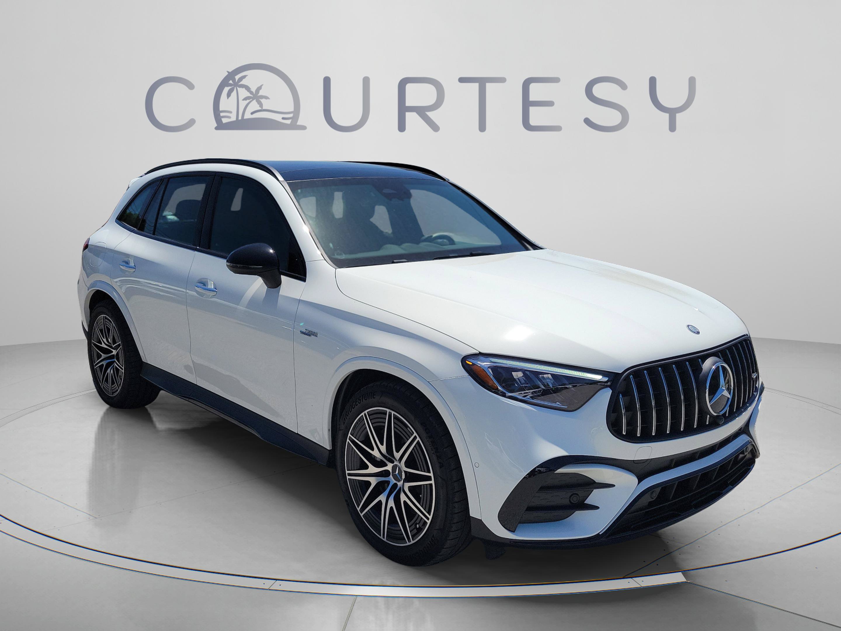 Certified 2026 Mercedes-Benz GLC 43 AMG 4MATIC image 4