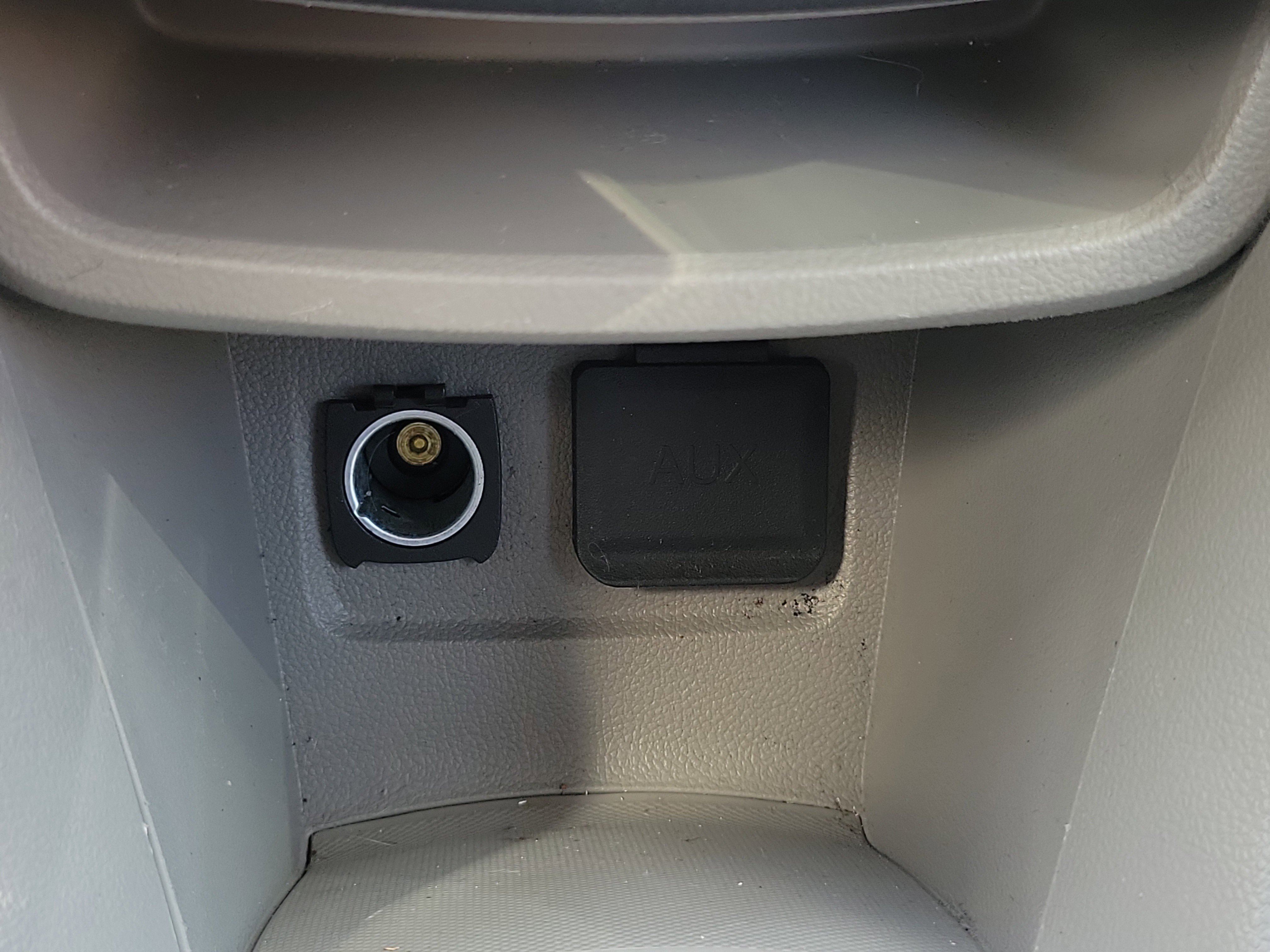 Used 2015 Buick Encore FWD image 22