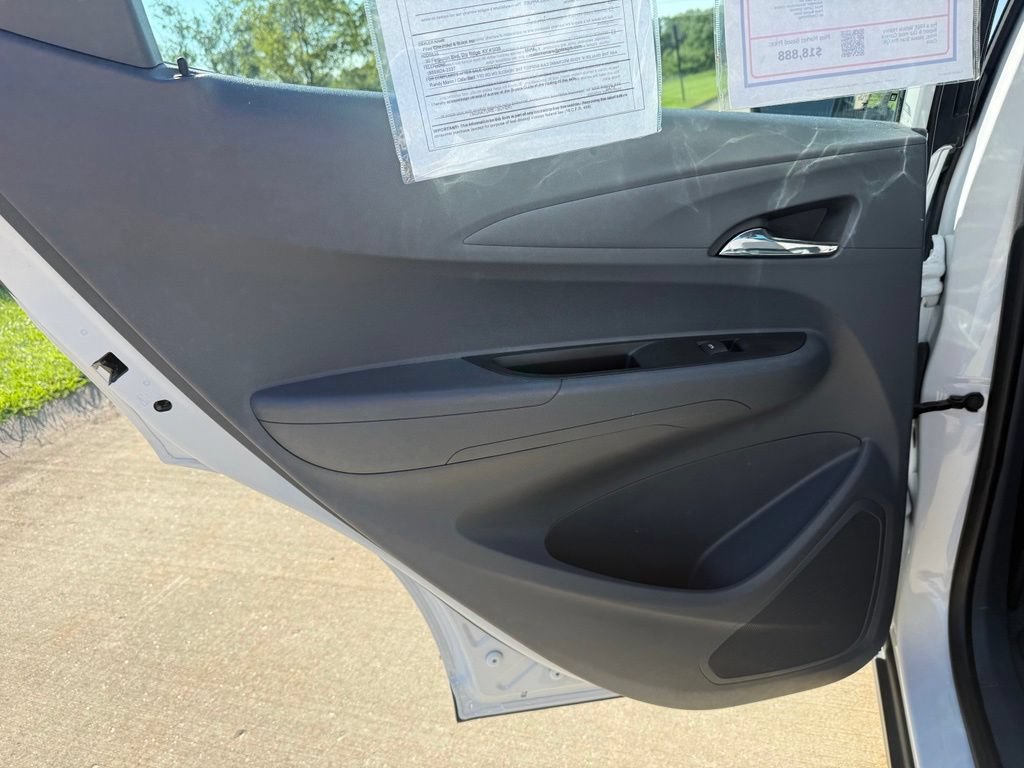 Used 2021 Chevrolet Bolt LT FWD image 13
