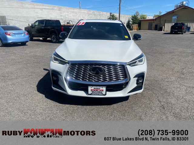 Used 2023 INFINITI QX55 Luxe w/ Cargo Package AWD/4WD image 2