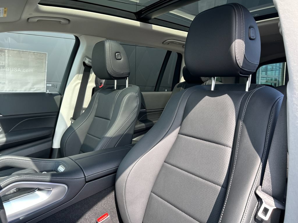 New 2026 Mercedes-Benz GLS 450 4MATIC image 15