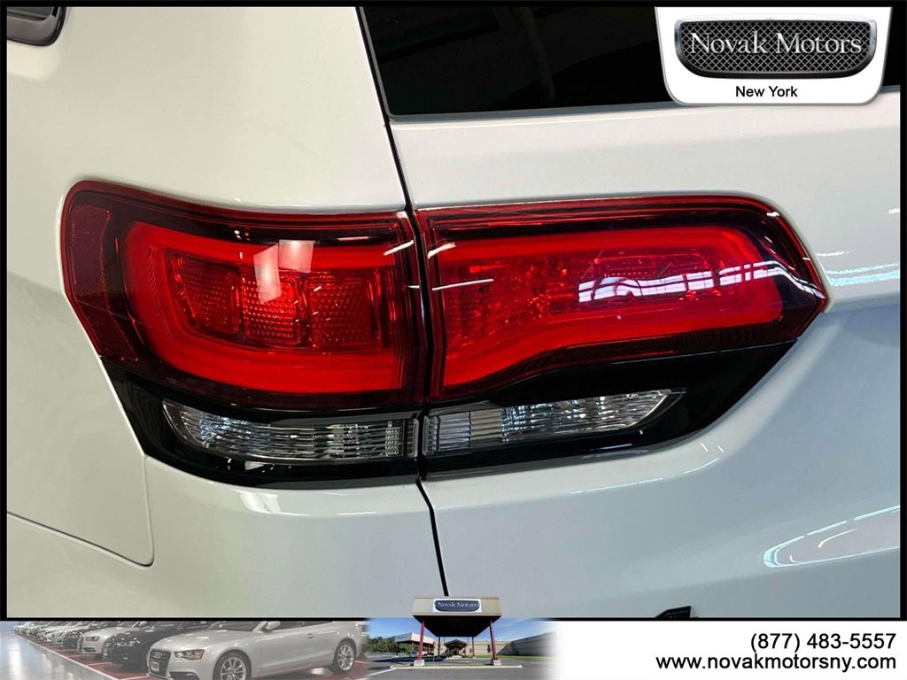 Used 2022 Jeep Grand Cherokee Laredo X image 9