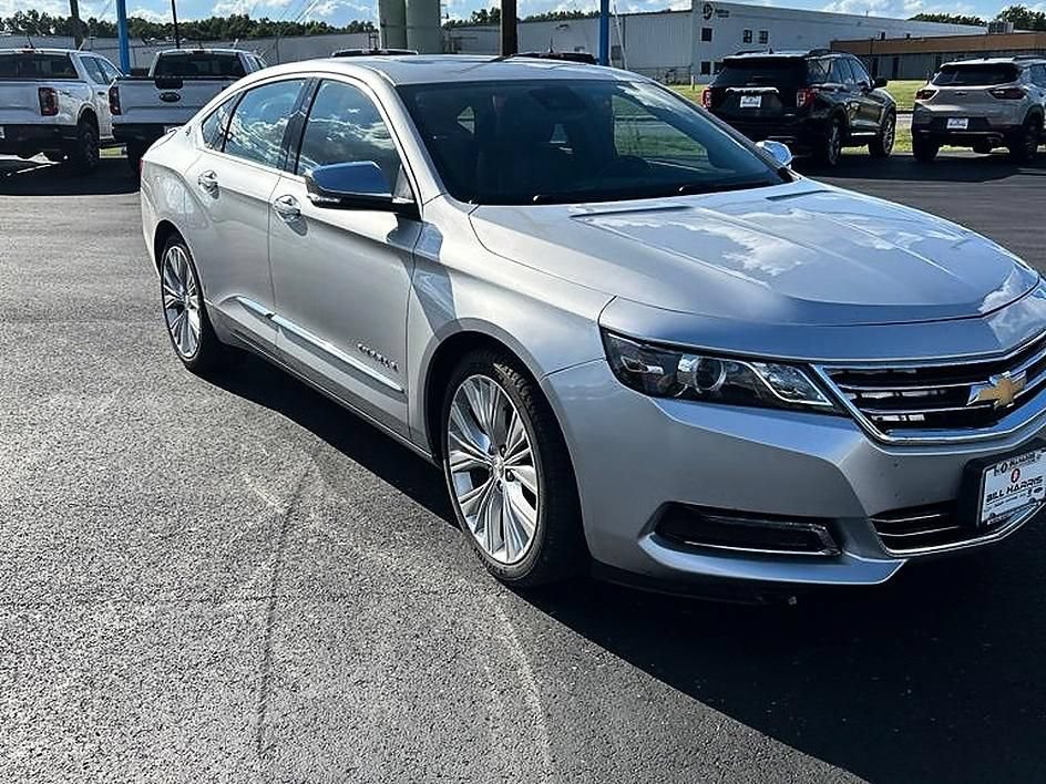 Used 2018 Chevrolet Impala Premier w/ Premier Confidence Package FWD image 3