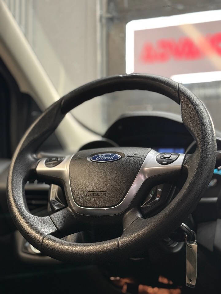 Used 2014 Ford Escape S FWD image 20