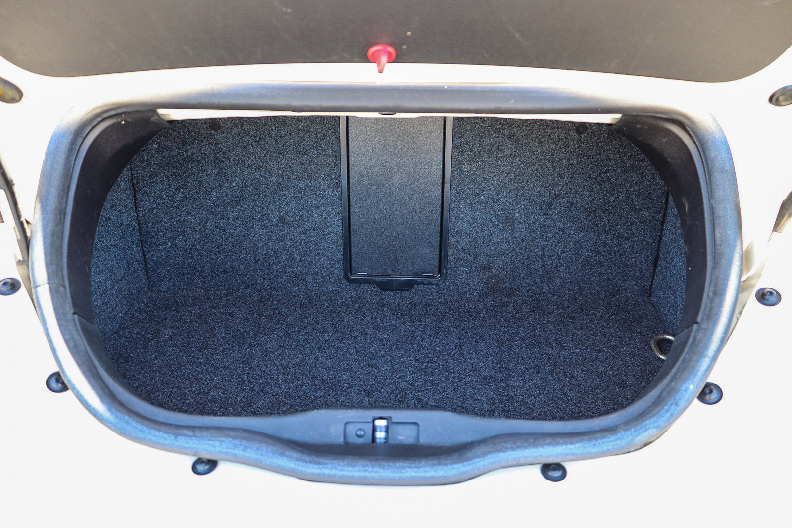 Used 2008 Volkswagen Beetle S FWD image 34