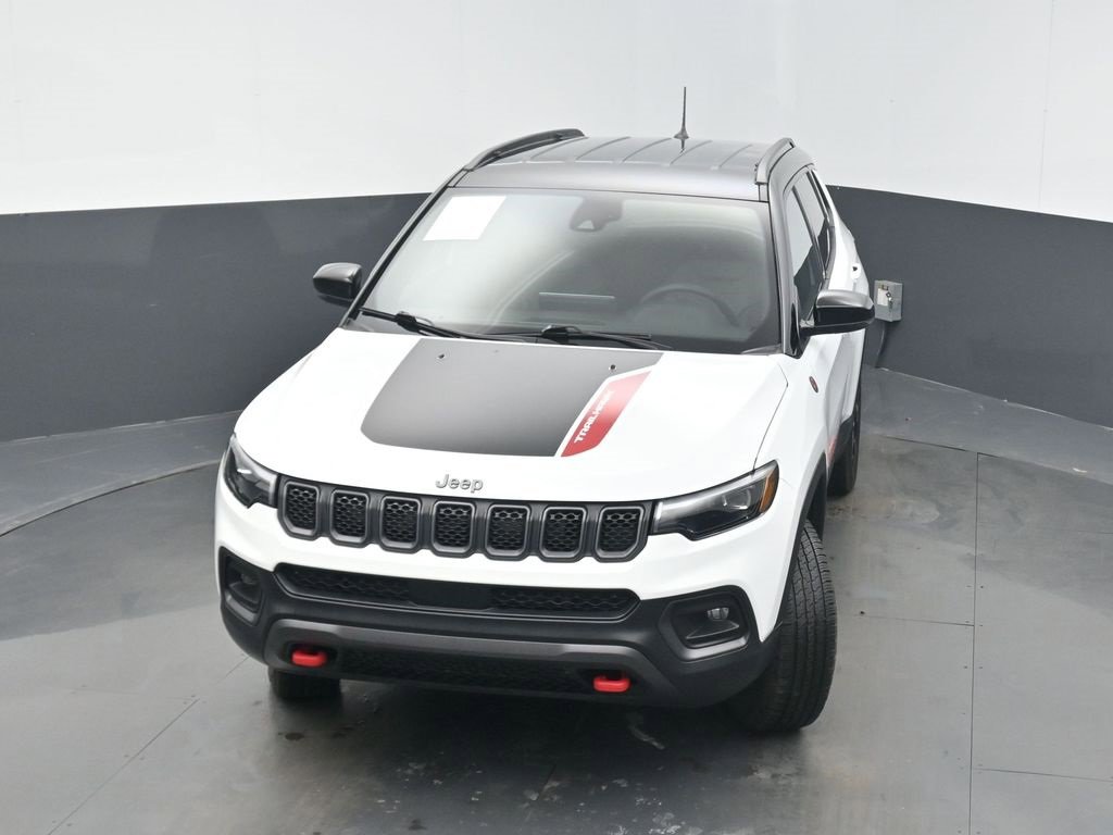 Used 2023 Jeep Compass Trailhawk w/ Trailhawk Elite Group image 40