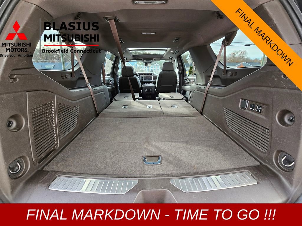 Used 2023 GMC Yukon XL Denali image 48