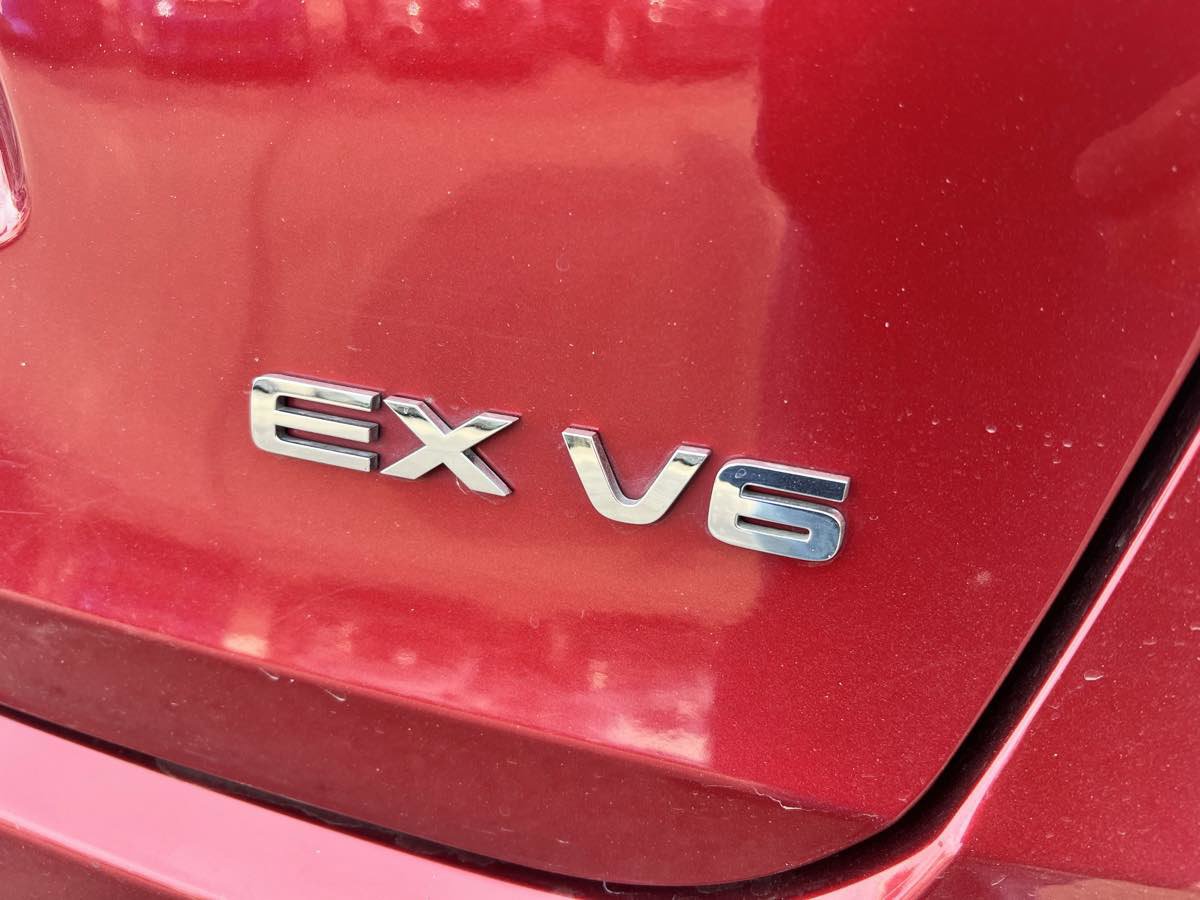 Used 2018 Kia Sorento EX FWD image 6