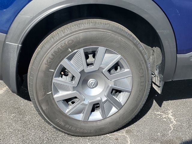 Certified 2025 Nissan Kicks S FWD image 5