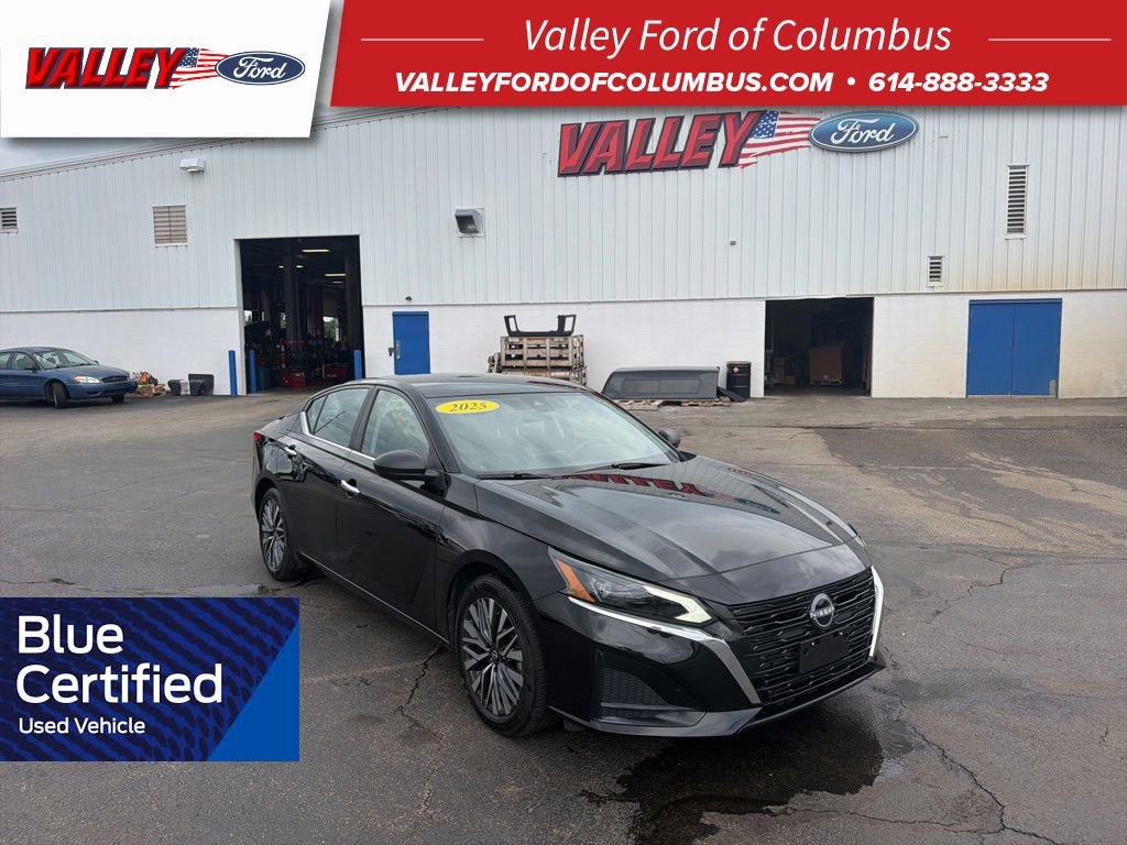 Used 2025 Nissan Altima 2.5 SV FWD video 1