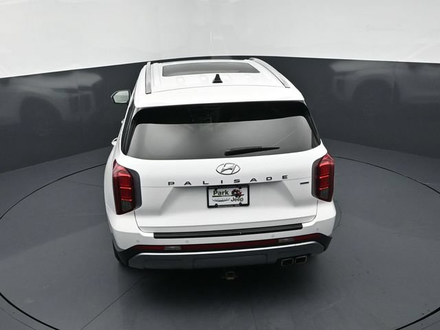 Used 2023 Hyundai Palisade Limited AWD/4WD image 17