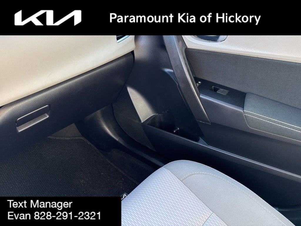 Used 2014 Toyota Corolla LE image 23