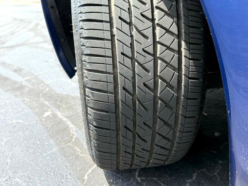 Used 2005 Chevrolet Corvette 2dr Cpe w/ Preferred Equipment Group image 26