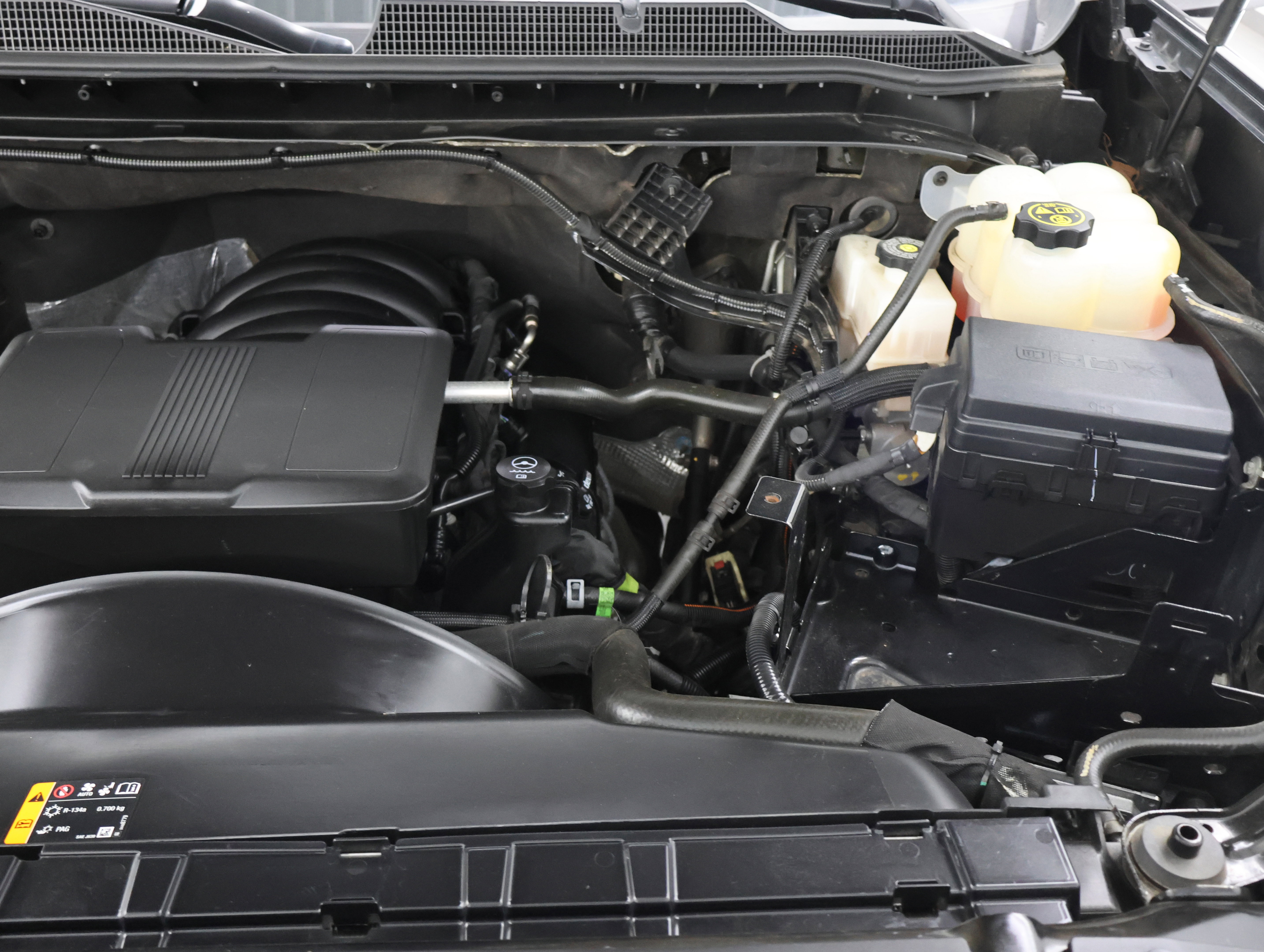 Used 2024 Chevrolet Silverado 2500 LT AWD/4WD image 17