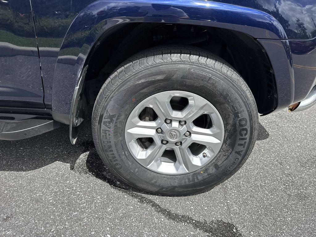 Used 2018 Toyota 4Runner SR5 image 59