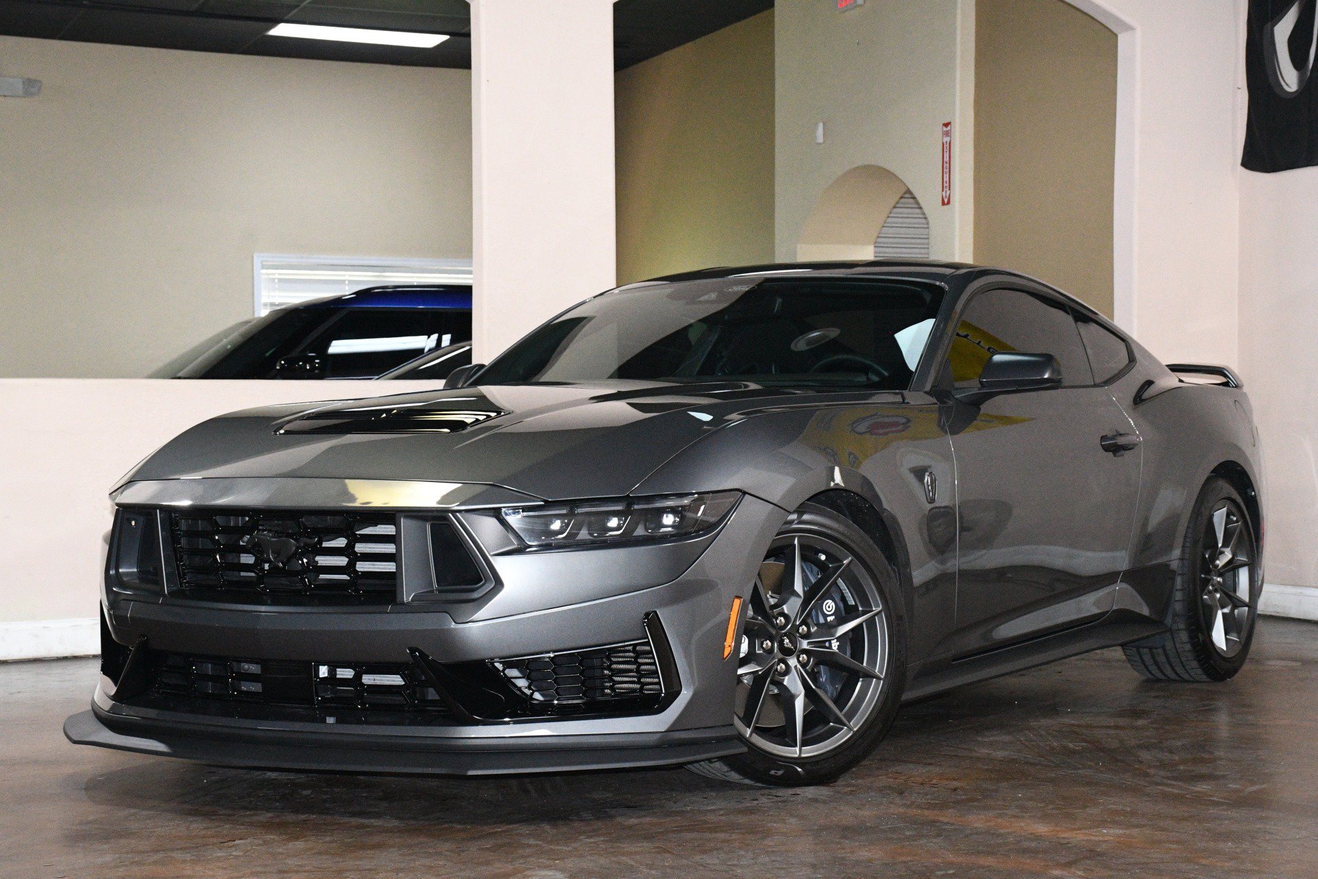 Used 2024 Ford Mustang Dark Horse RWD image 4
