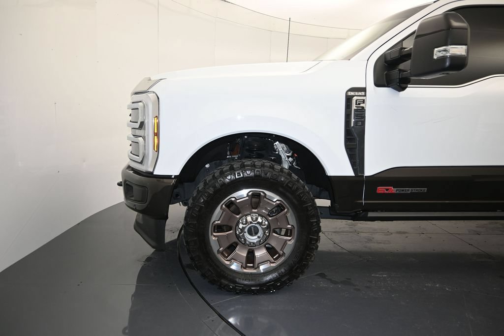 Used 2025 Ford F250 King Ranch AWD/4WD image 9