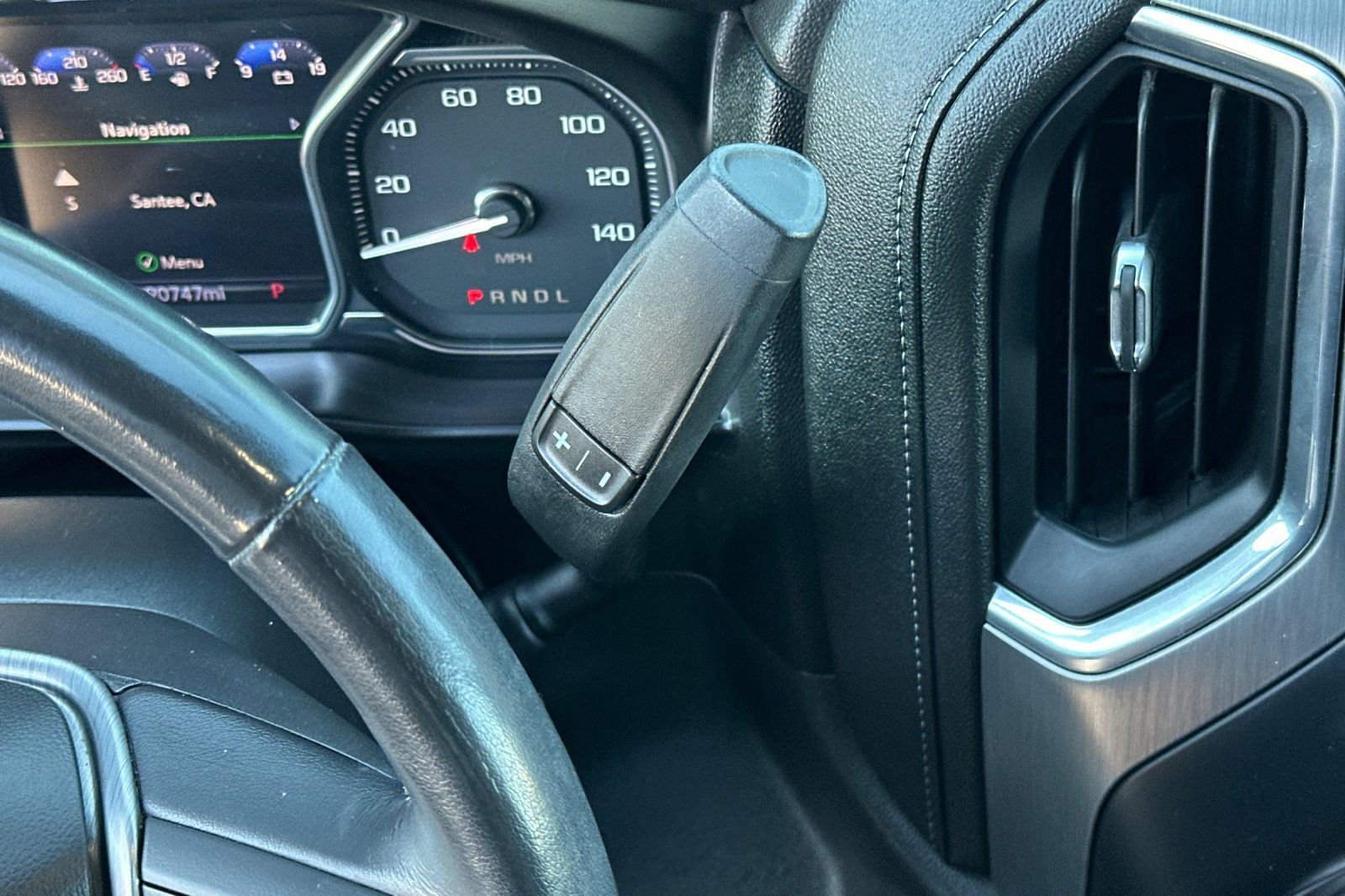 Used 2020 GMC Sierra 1500 Denali RWD image 29