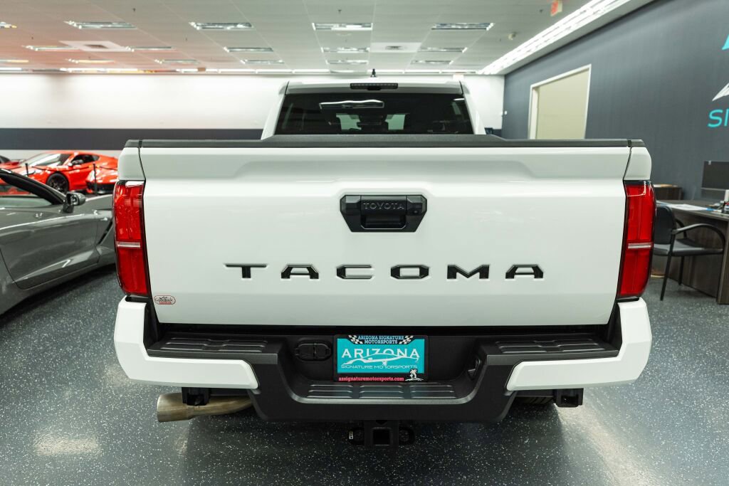 Used 2024 Toyota Tacoma TRD Sport image 6