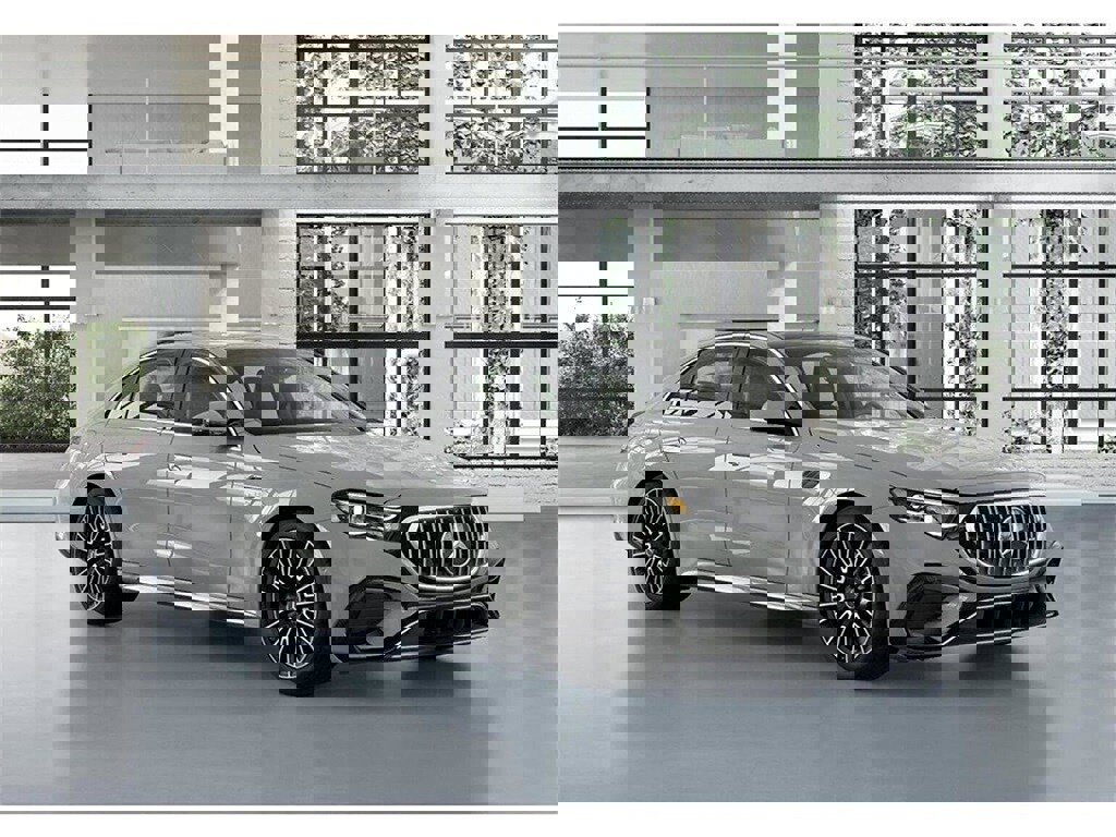 New 2026 Mercedes-Benz E 53 AMG e 4MATIC Sedan image 11