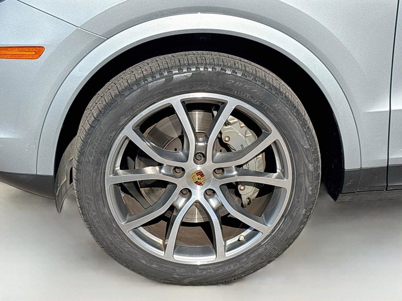 Used 2020 Porsche Cayenne S AWD/4WD image 31