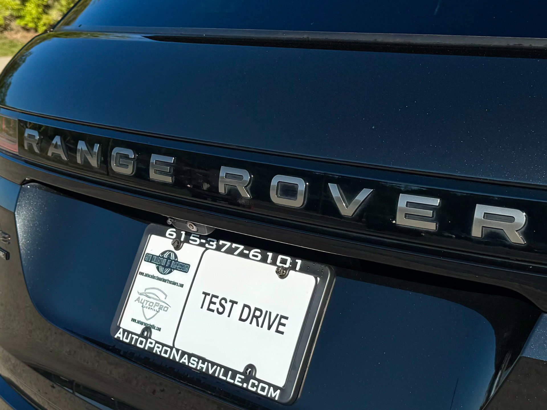 Used 2020 Land Rover Range Rover Evoque R-Dynamic SE image 94