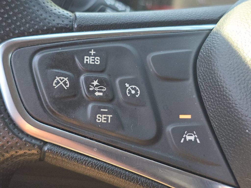 Used 2024 Chevrolet Malibu LT FWD image 29