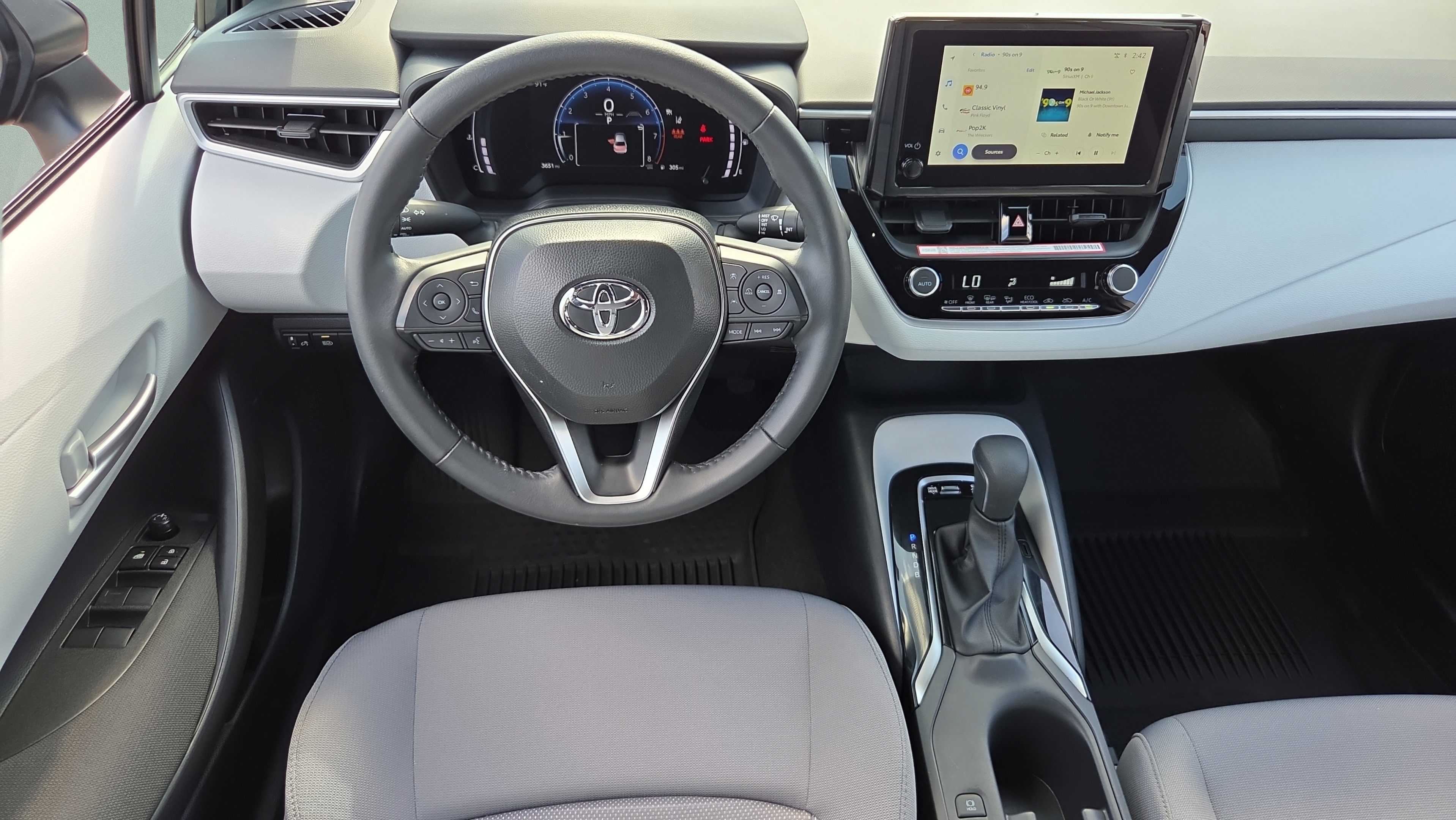 Certified 2026 Toyota Corolla SE FWD image 23