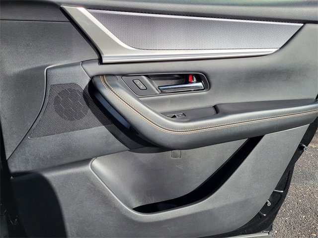 Used 2025 MAZDA CX-70 3.3 Turbo w/ Preferred Package image 19