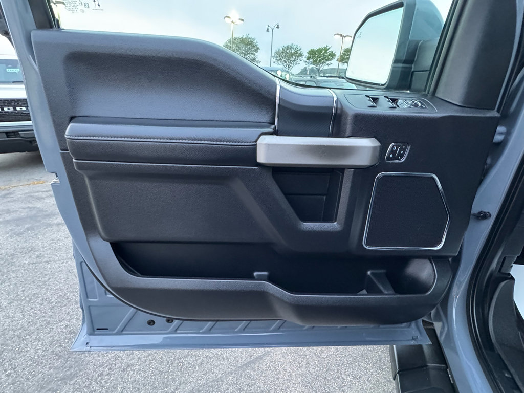 Used 2020 Ford F150 Lariat image 23