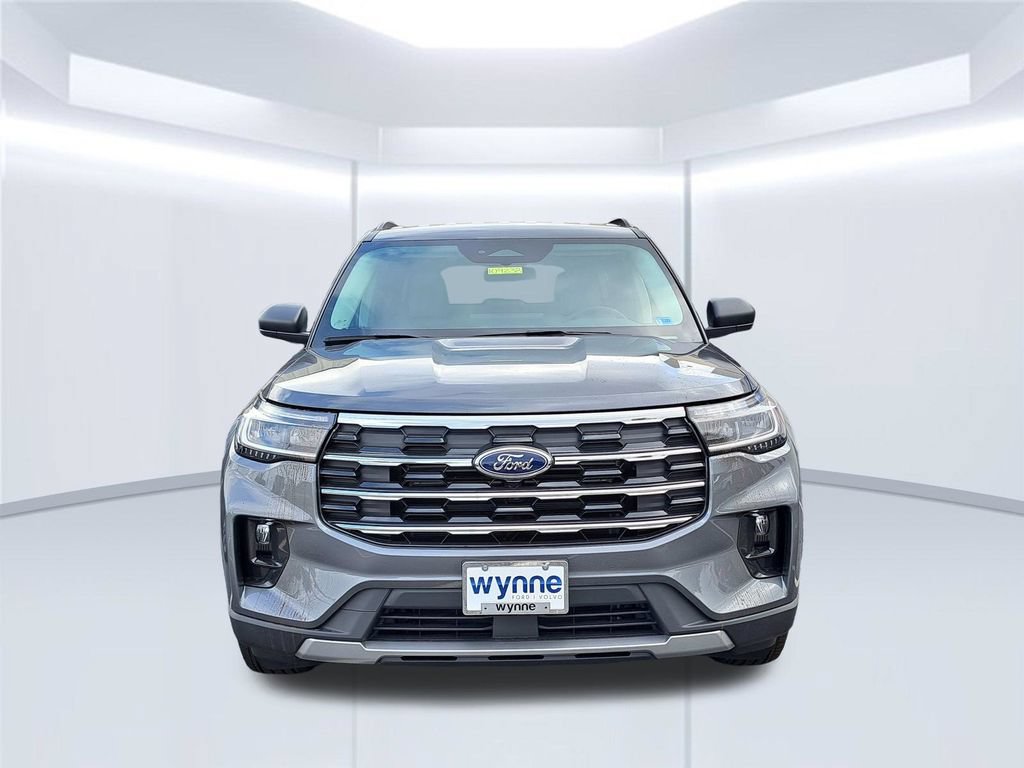 New 2026 Ford Explorer Active w/ Active Comfort Package AWD/4WD image 2