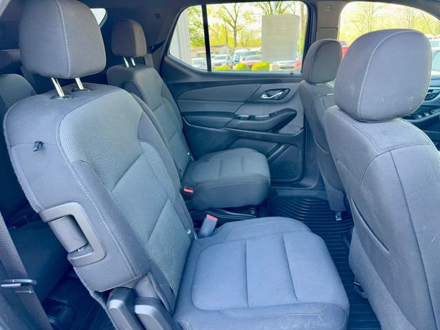 Used 2022 Chevrolet Traverse LT AWD/4WD image 10