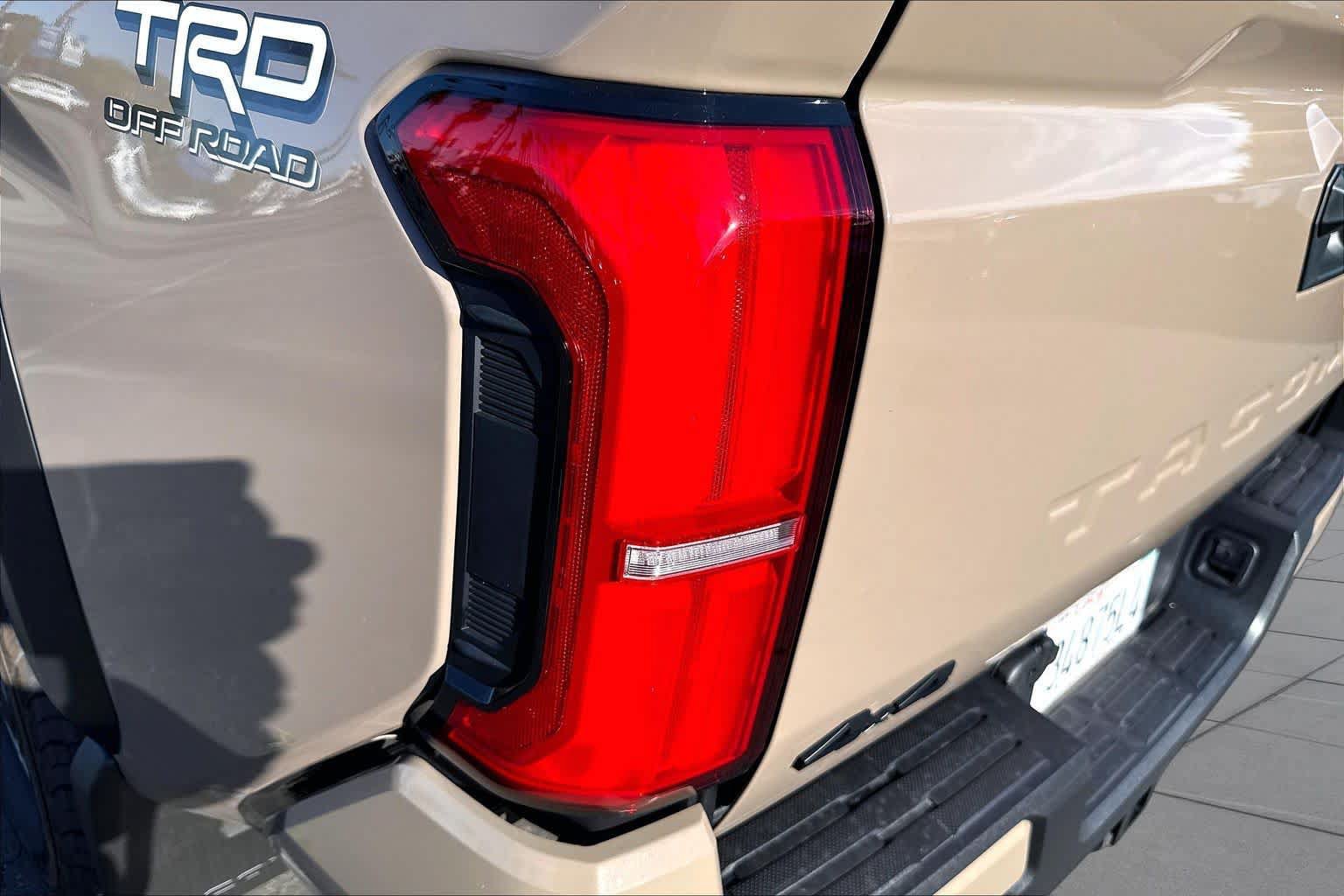 Certified 2026 Toyota Tacoma TRD Off-Road AWD/4WD image 27