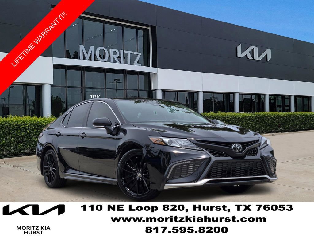 Used 2023 Toyota Camry XSE FWD image 1
