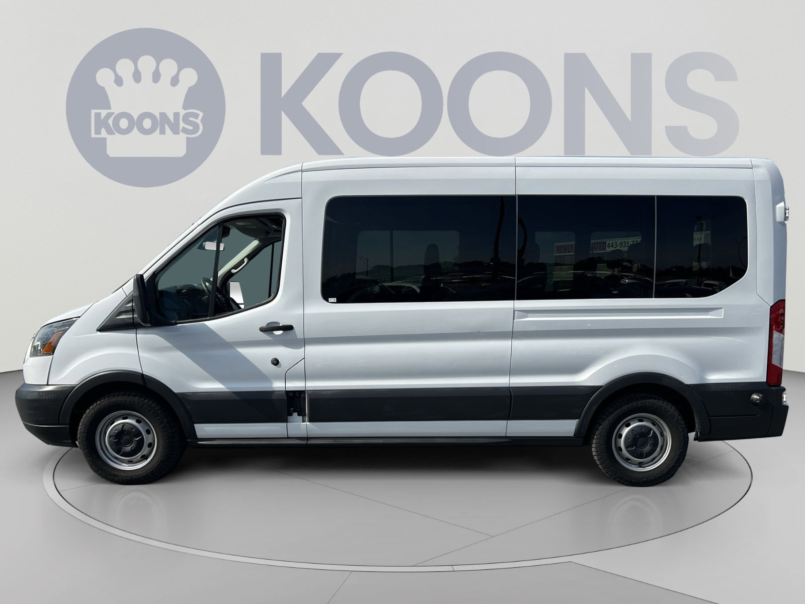 Used 2017 Ford Transit 350 XL RWD image 2