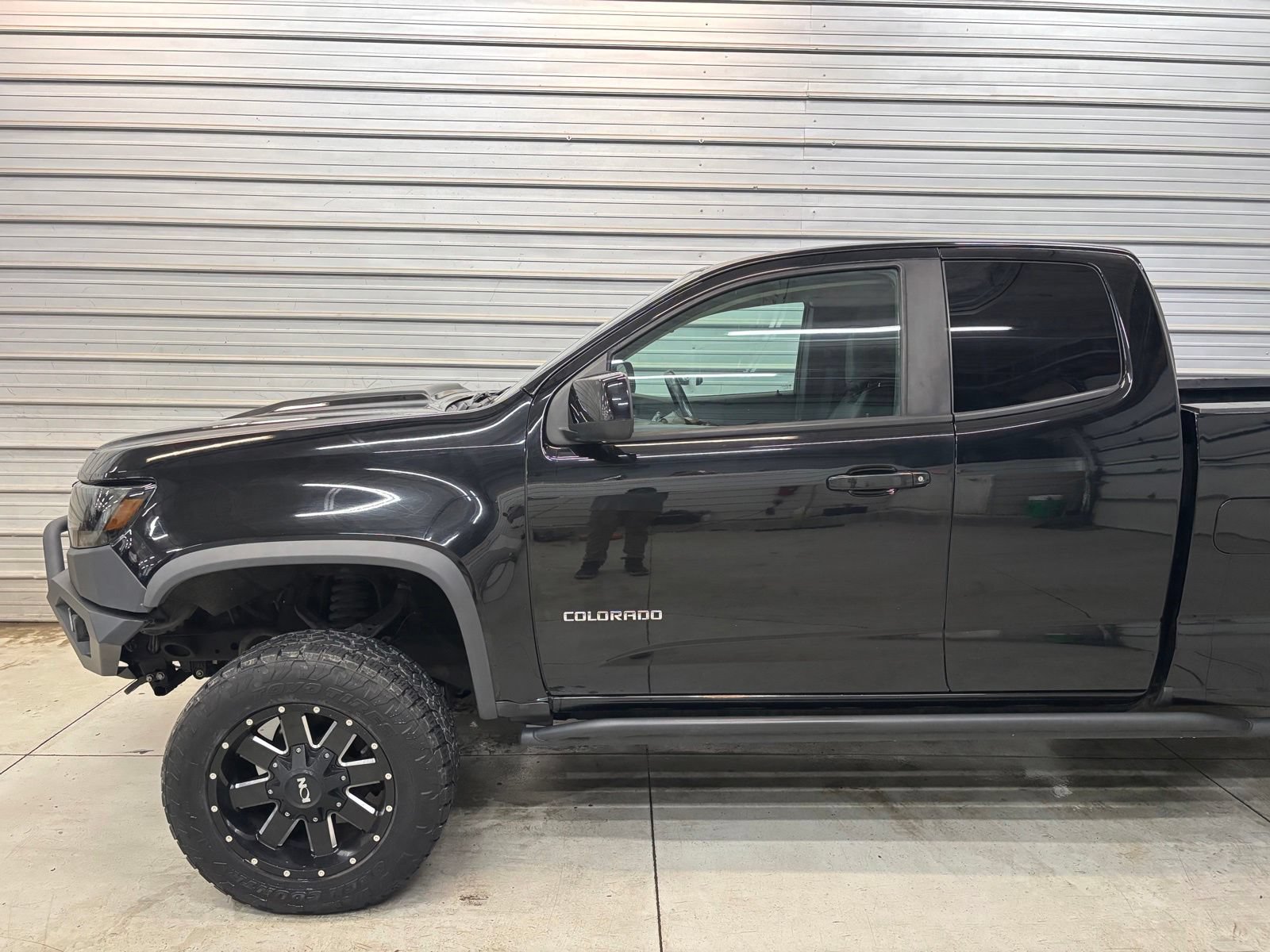 Used 2019 Chevrolet Colorado ZR2 AWD/4WD image 3