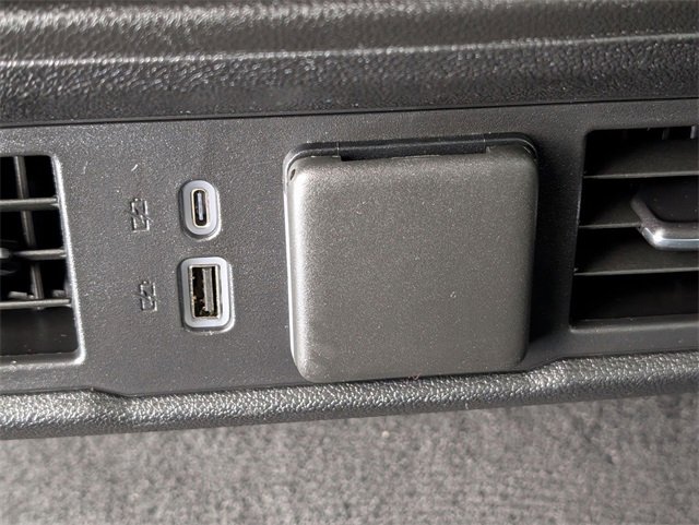 Used 2025 Chevrolet Silverado 1500 LT image 25