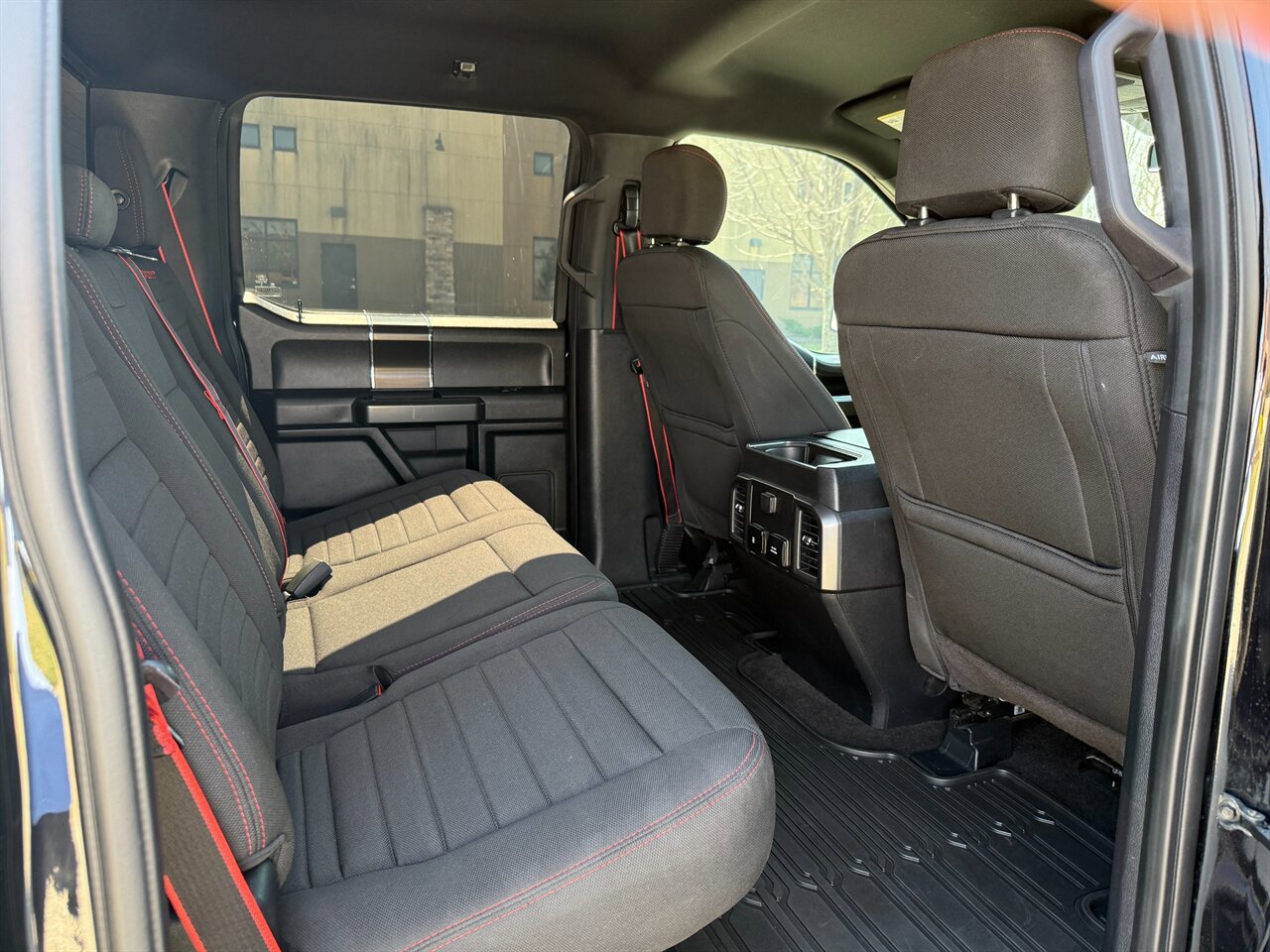 Used 2019 Ford F150 XLT w/ Equipment Group 302A Luxury AWD/4WD image 12