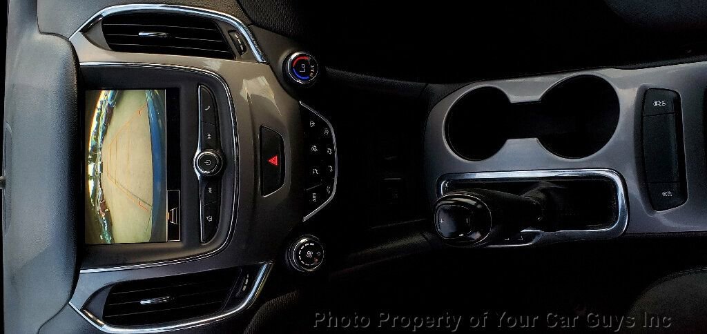 Used 2019 Chevrolet Cruze LT FWD image 28