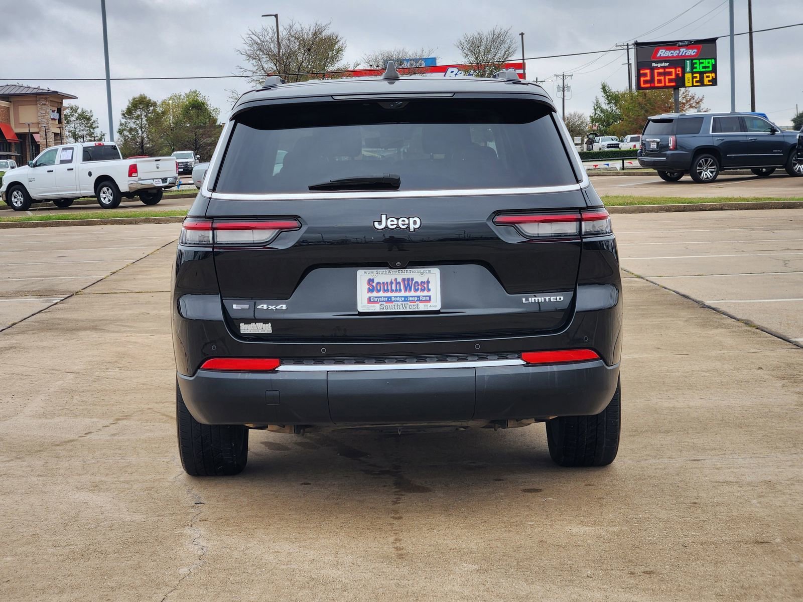 Used 2021 Jeep Grand Cherokee L Limited w/ Luxury Tech Group II image 9