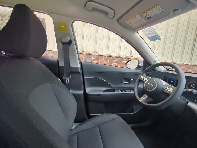 Certified 2026 Hyundai Kona SE AWD/4WD image 10