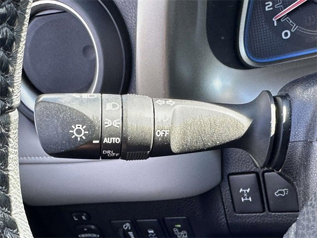 Used 2015 Toyota RAV4 Limited image 41