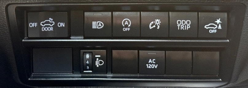 Used 2023 Toyota Tundra Limited w/ Power Package AWD/4WD image 24