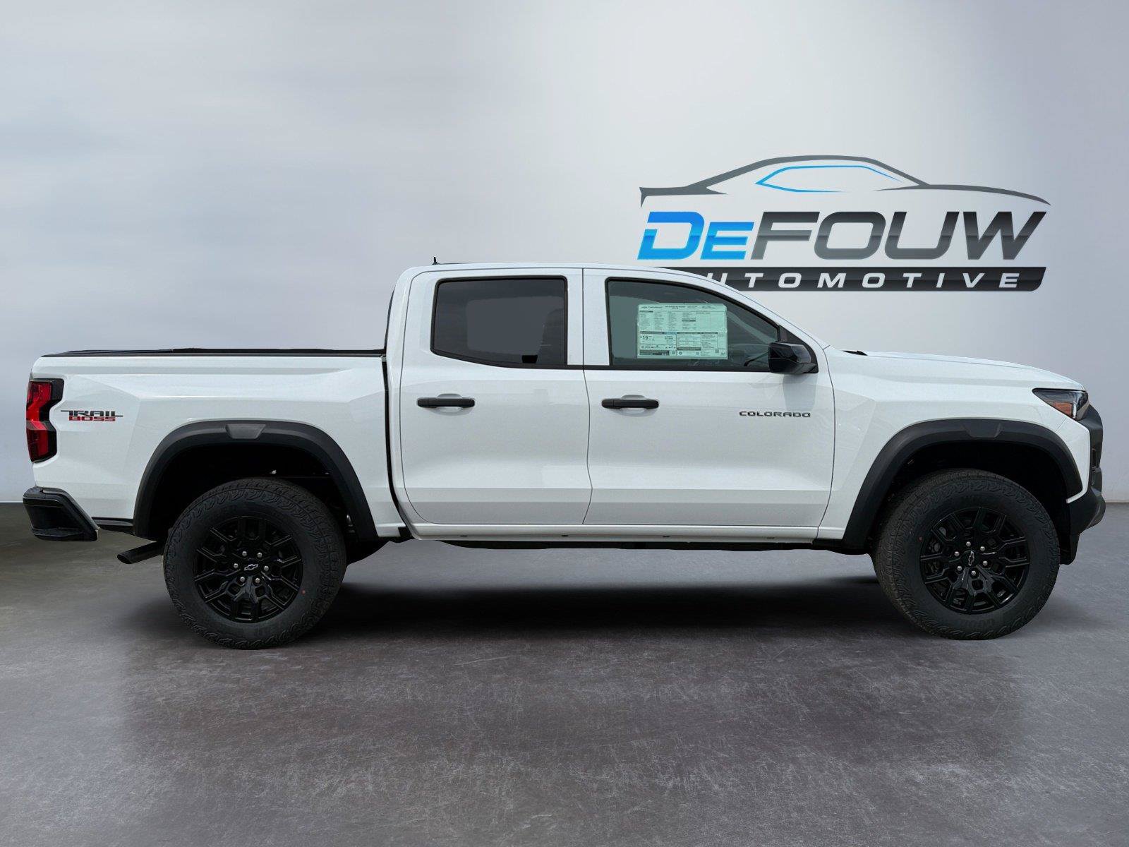 New 2026 Chevrolet Colorado Trail Boss AWD/4WD image 2