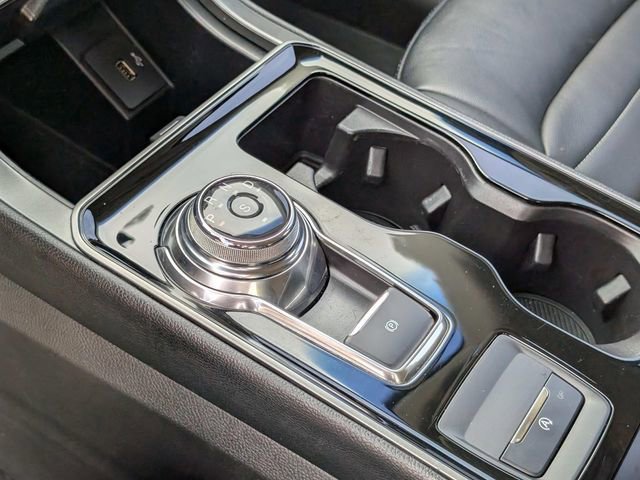 Used 2019 Ford Edge SE FWD image 26