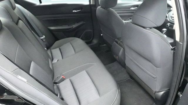 Used 2020 Nissan Altima 2.5 S FWD image 9