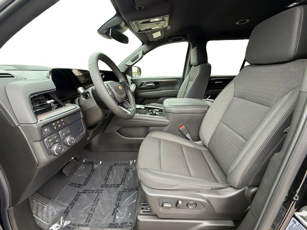 Used 2026 Chevrolet Tahoe LS w/ LPO, Dark Essentials Package AWD/4WD image 9