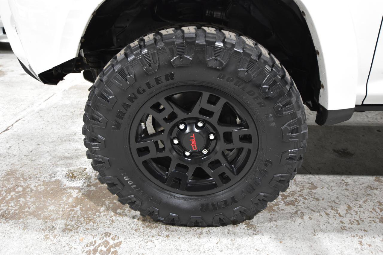 Used 2021 Toyota 4Runner Venture w/ Moonroof Package AWD/4WD image 72