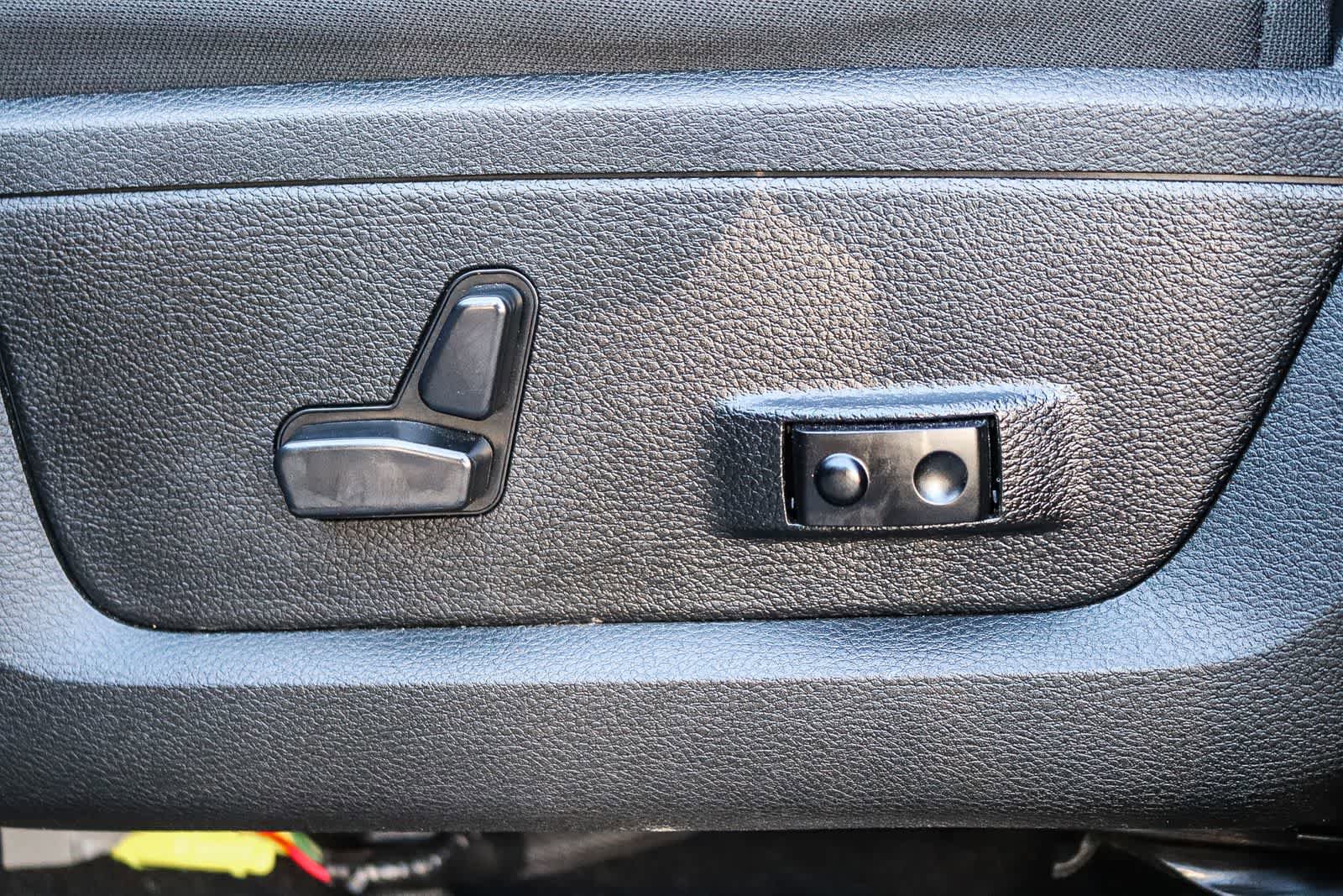 Used 2023 RAM 1500 Classic Warlock AWD/4WD image 21