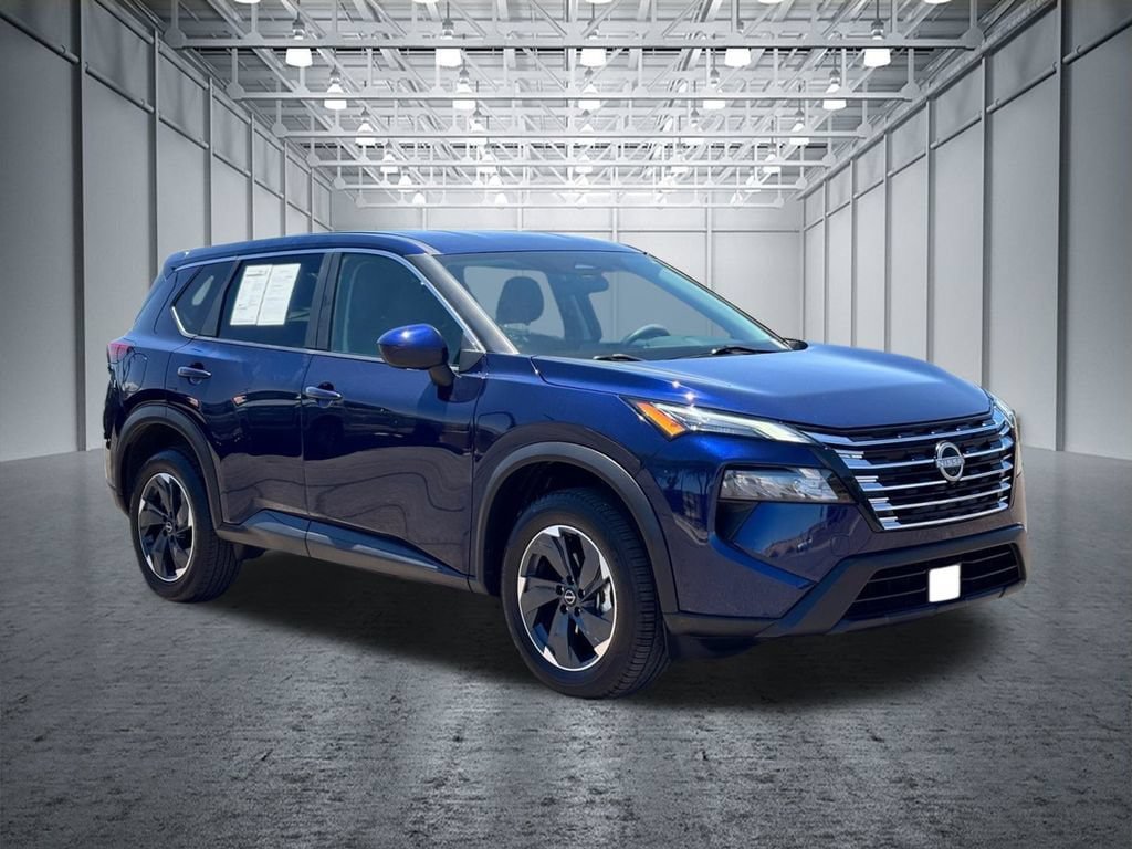 Used 2024 Nissan Rogue SV AWD/4WD image 7